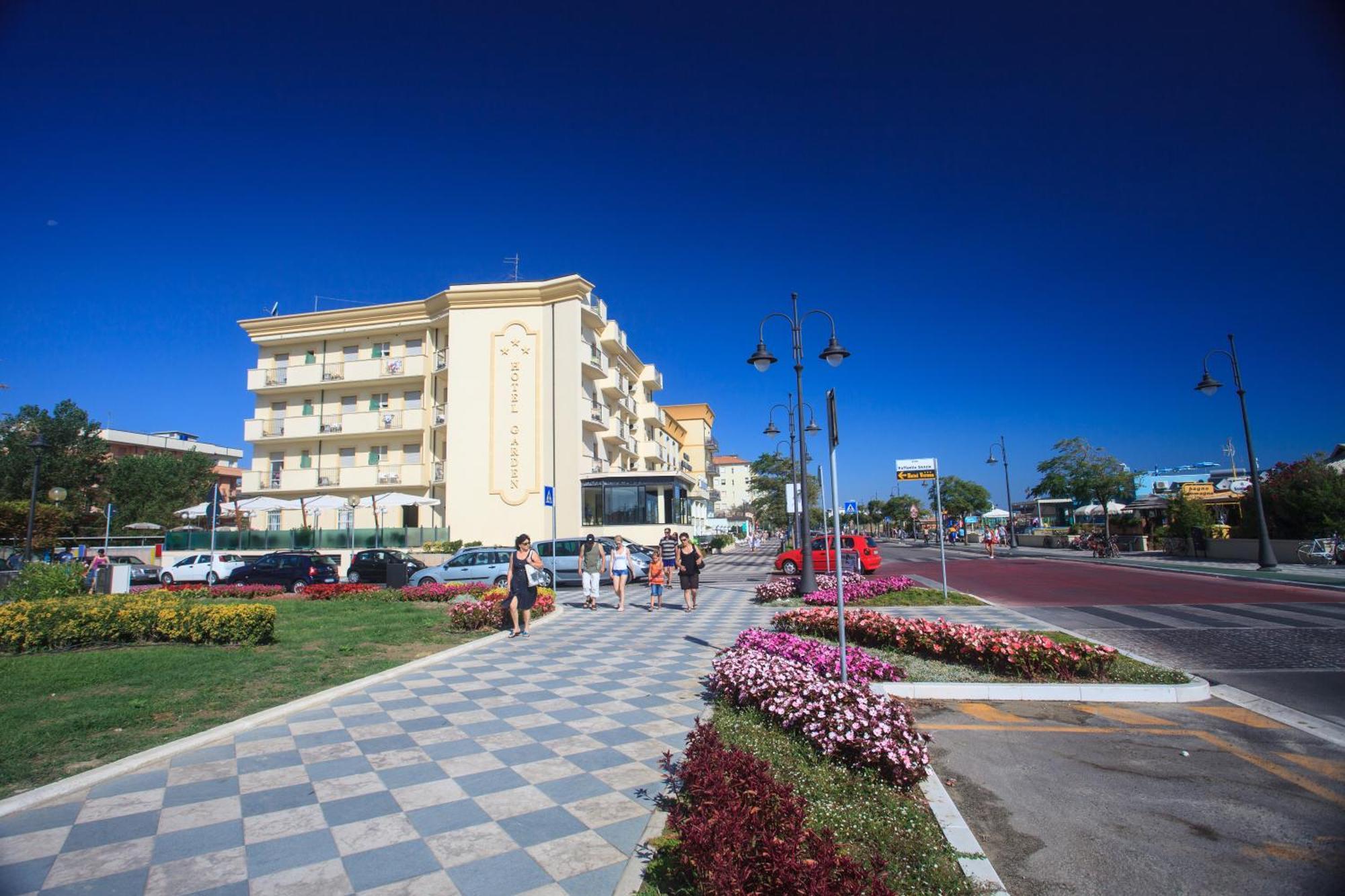 Hotel Garden 3*